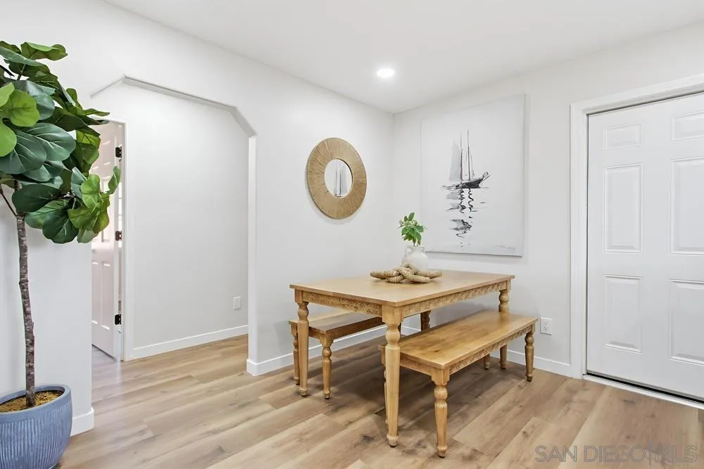2604 Magnolia Ave, San Diego, California 92109 home-pic-19