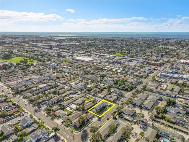 1780 Santa Ana, Costa Mesa, California 92627
