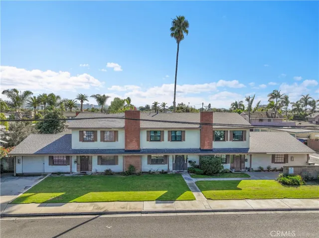 1780 Santa Ana, Costa Mesa, California 92627