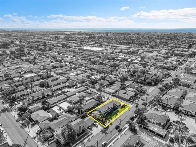 1780 Santa Ana, Costa Mesa, California 92627