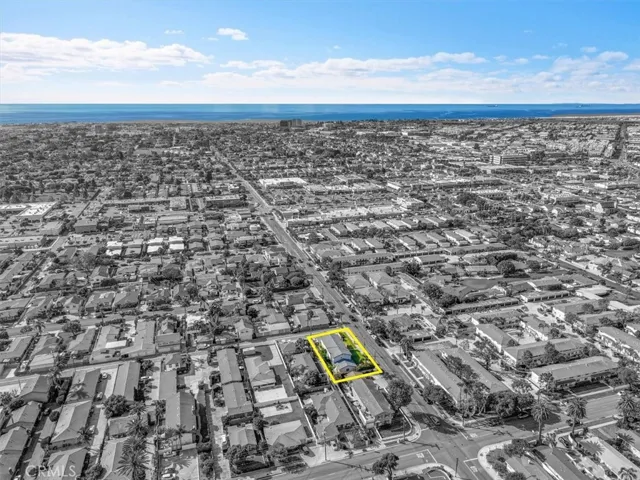 1780 Santa Ana, Costa Mesa, California 92627