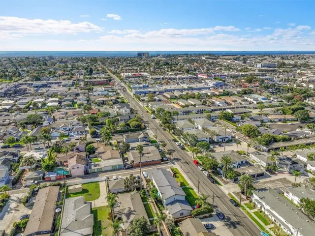 1780 Santa Ana, Costa Mesa, California 92627