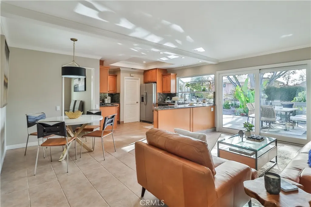 2747 Granvia Place, Thousand Oaks, California 91360 home-pic-19