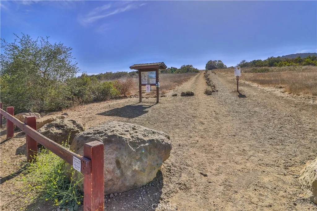 2747 Granvia Place, Thousand Oaks, California 91360 home-pic-47
