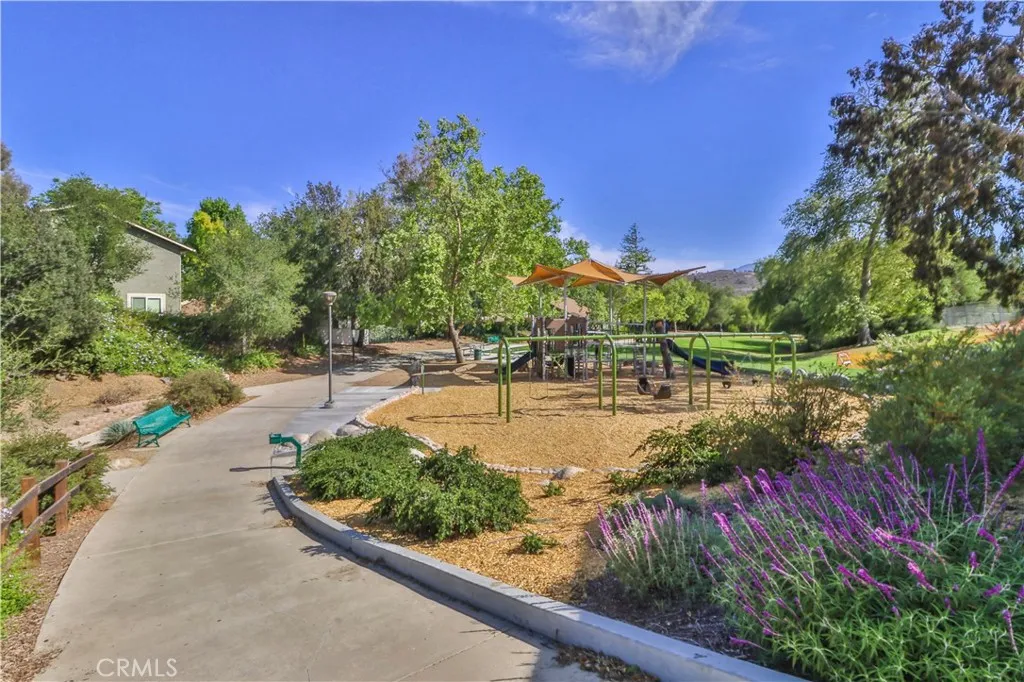 2747 Granvia Place, Thousand Oaks, California 91360 home-pic-45