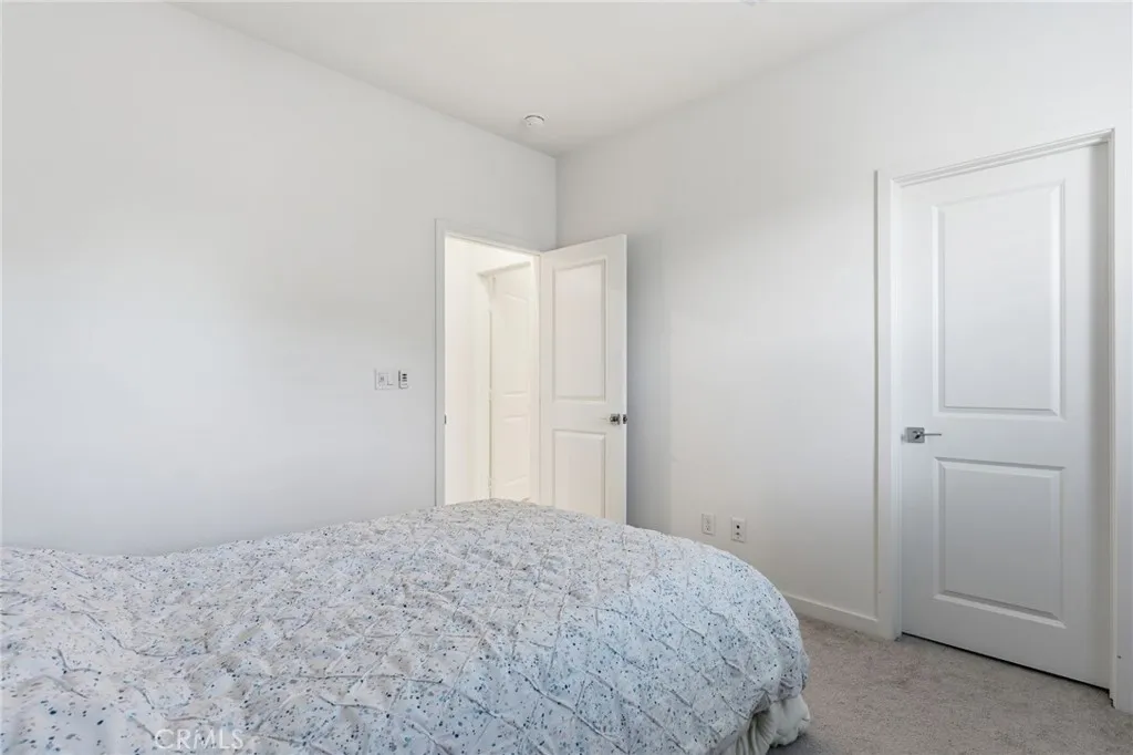 4056 Spring Haven Lane, Corona, California 92883 home-pic-27