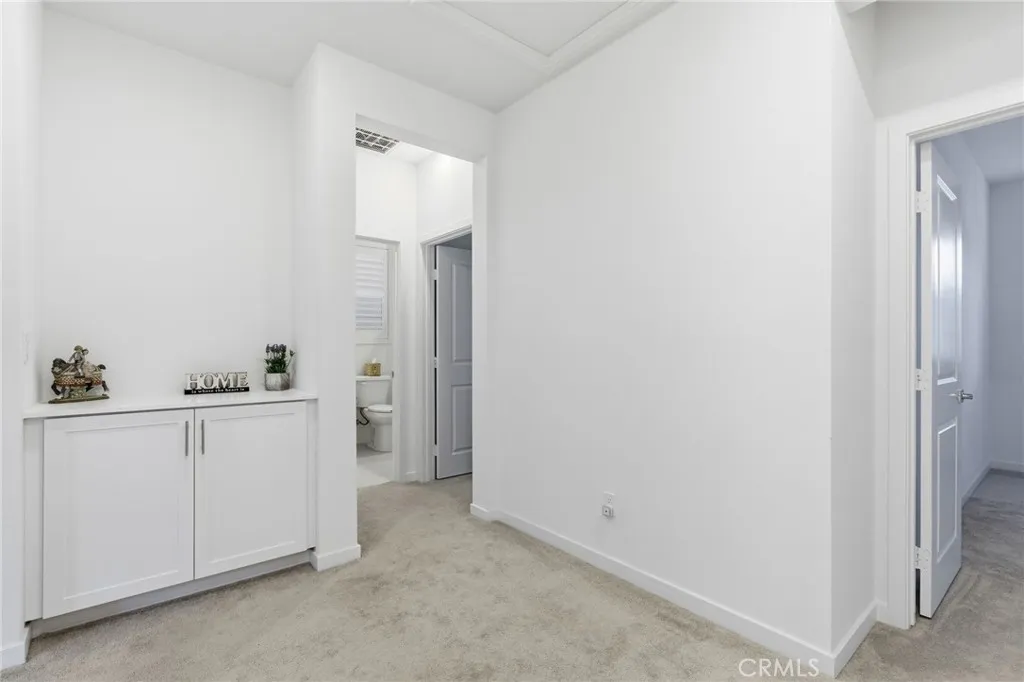 4056 Spring Haven Lane, Corona, California 92883 home-pic-16