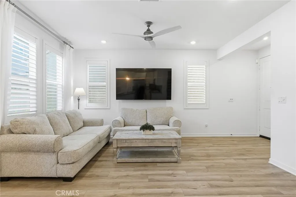 4056 Spring Haven Lane, Corona, California 92883 home-pic-7