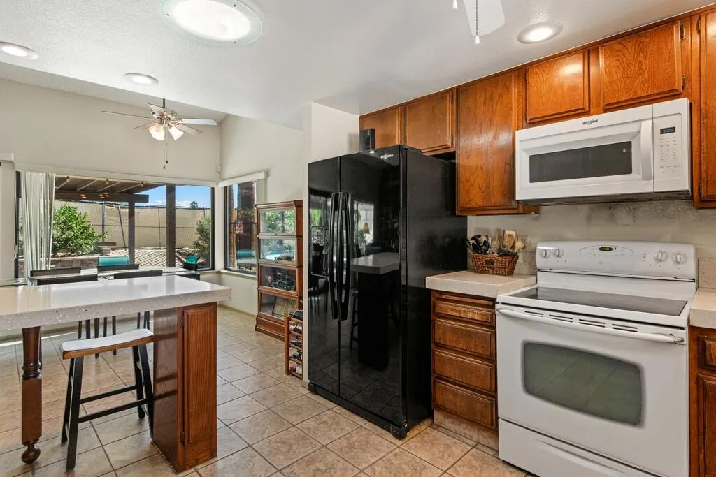 76739 Oklahoma Avenue, Palm Desert, California 92211 home-pic-10