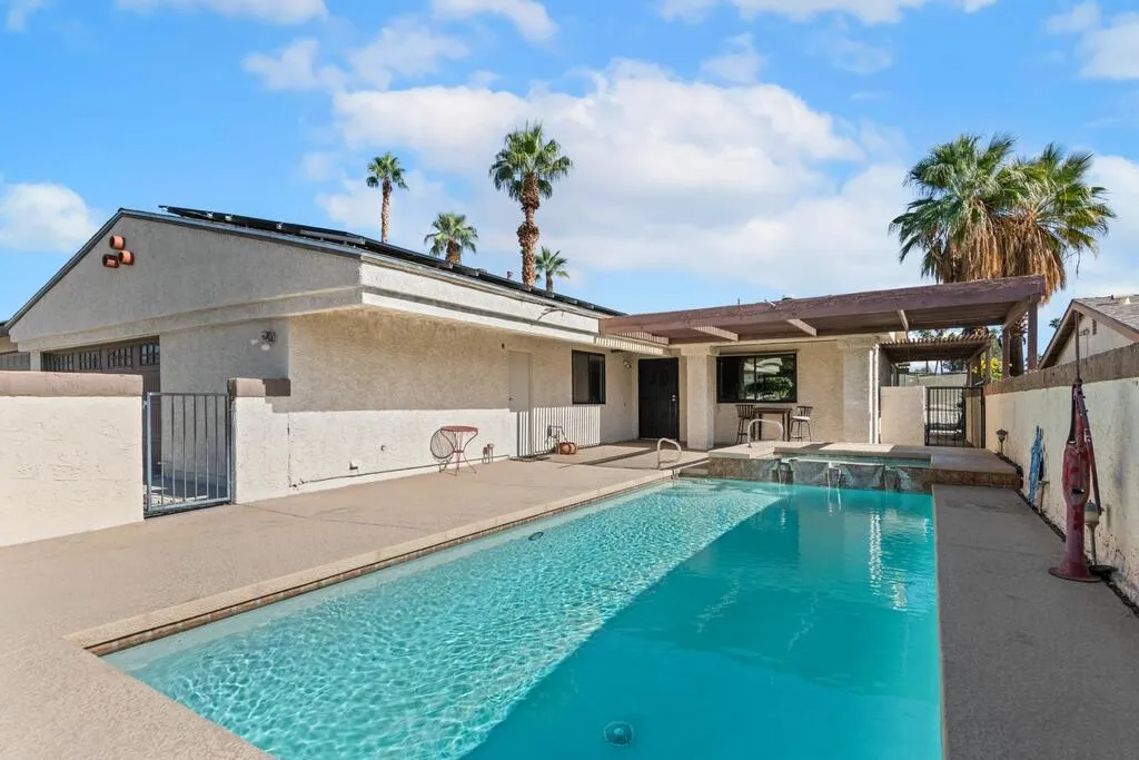 76739 Oklahoma Avenue, Palm Desert, California 92211 home-pic-1