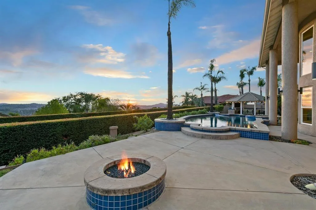 836 Camelot Pkwy, El Cajon, California 92019 home-pic-7