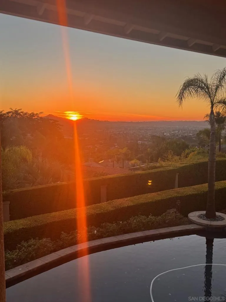 836 Camelot Pkwy, El Cajon, California 92019 home-pic-39