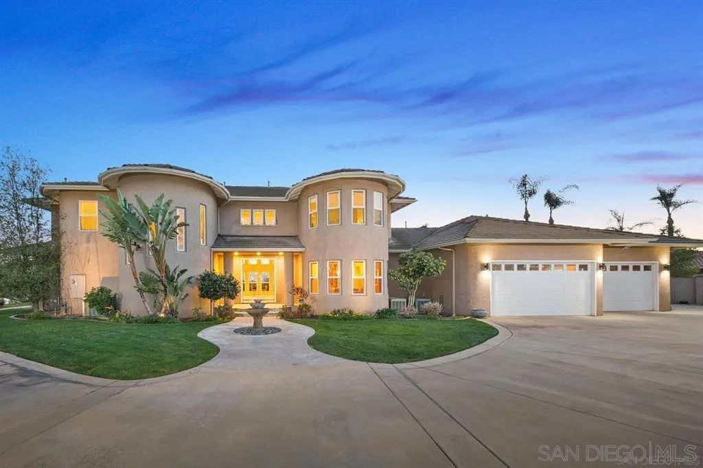 836 Camelot Pkwy, El Cajon, California 92019 home-pic-1