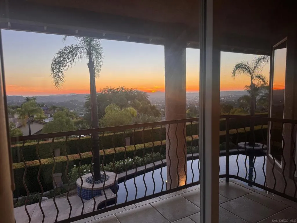 836 Camelot Pkwy, El Cajon, California 92019 home-pic-38