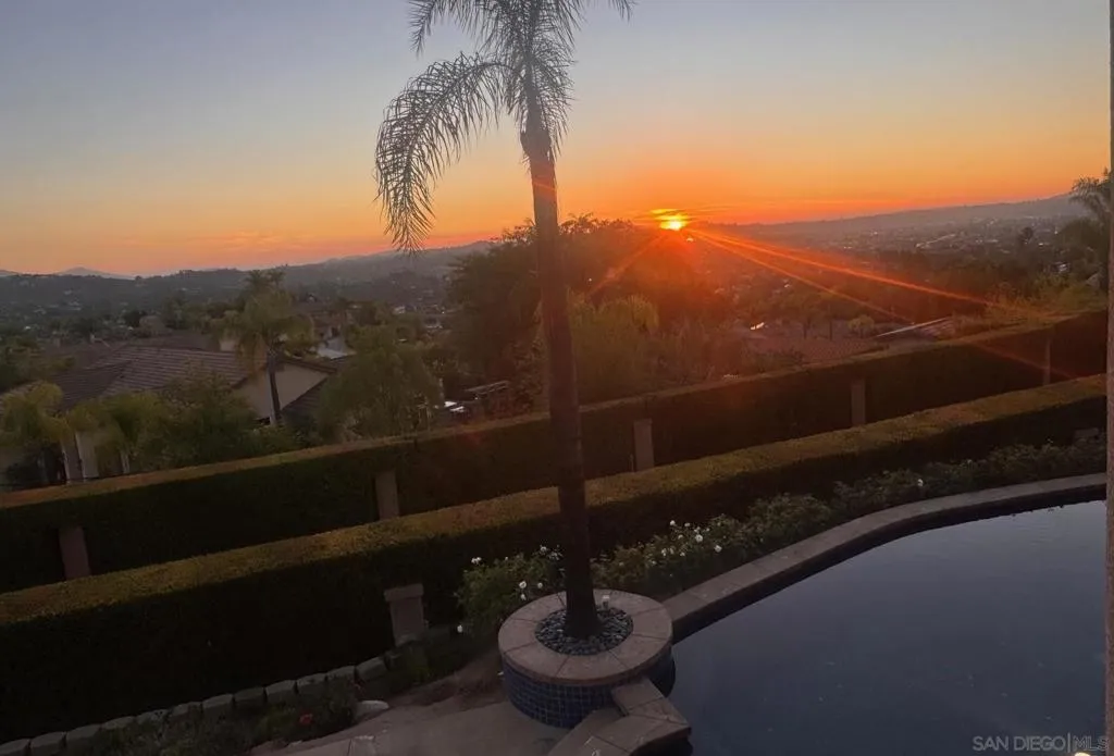 836 Camelot Pkwy, El Cajon, California 92019 home-pic-6