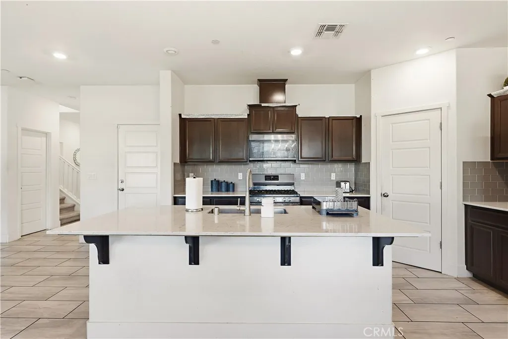 2367 Explorador, Merced, California 95340 home-pic-14