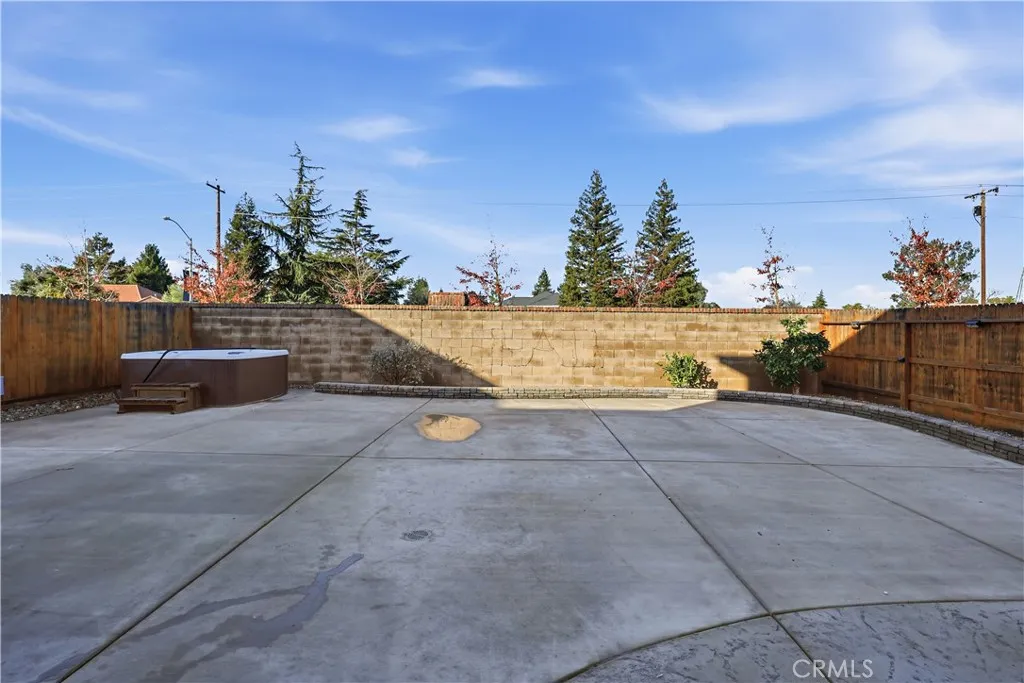 2367 Explorador, Merced, California 95340 home-pic-32
