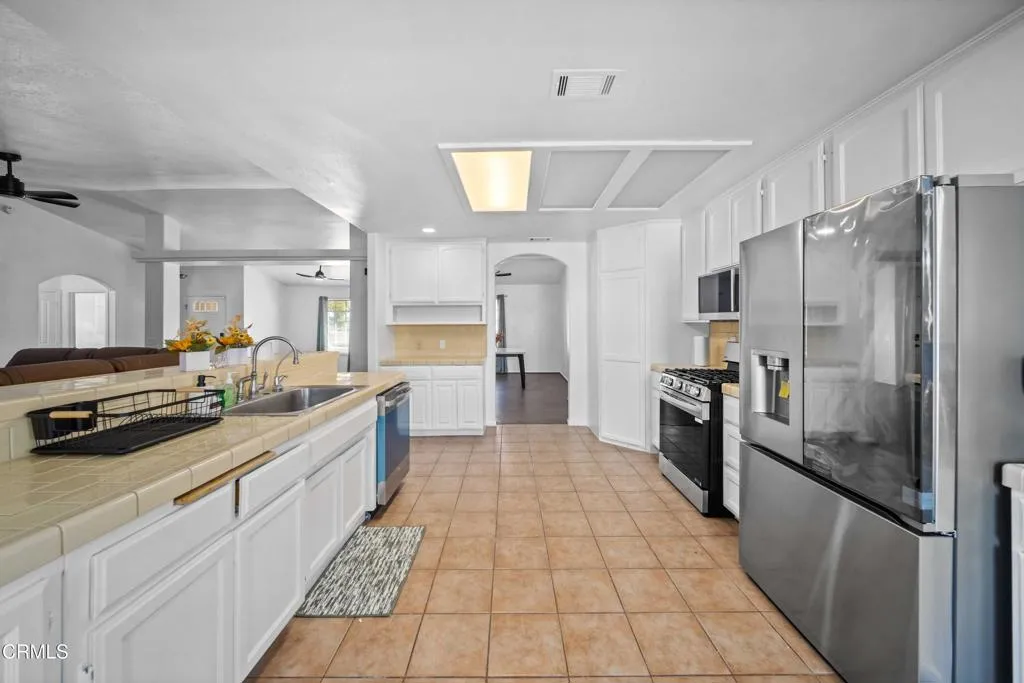 20385 20385 Eyota Road, Apple Valley, California 92308 home-pic-7