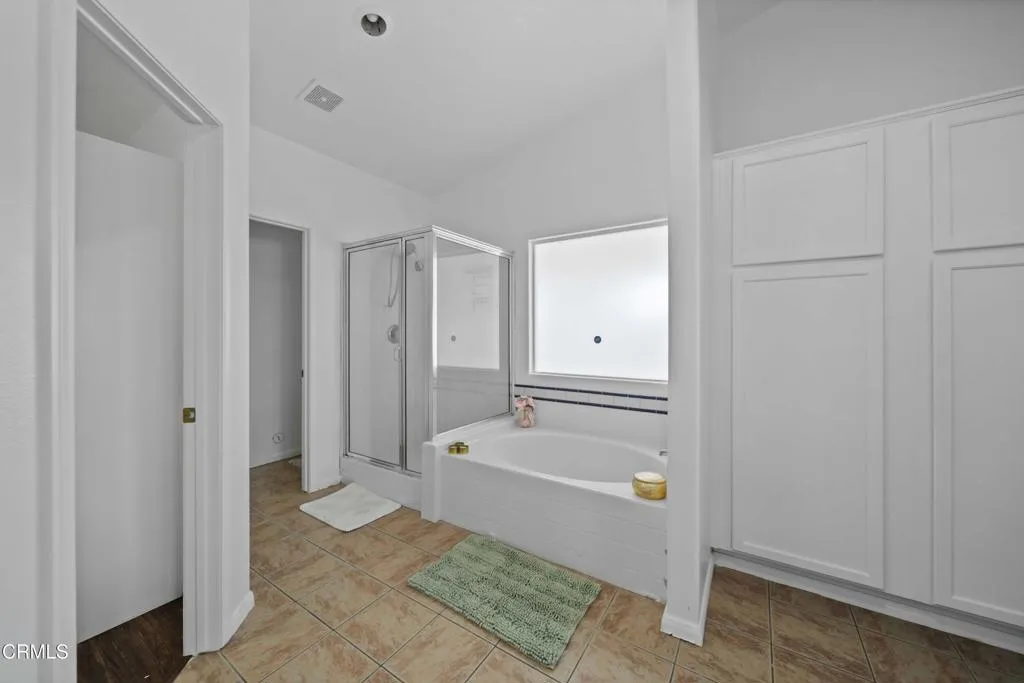 20385 20385 Eyota Road, Apple Valley, California 92308 home-pic-10