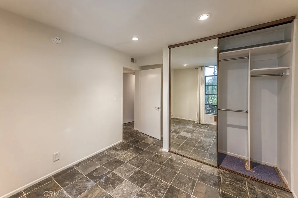 11817 Texas 1, Los Angeles, California 90025 home-pic-7