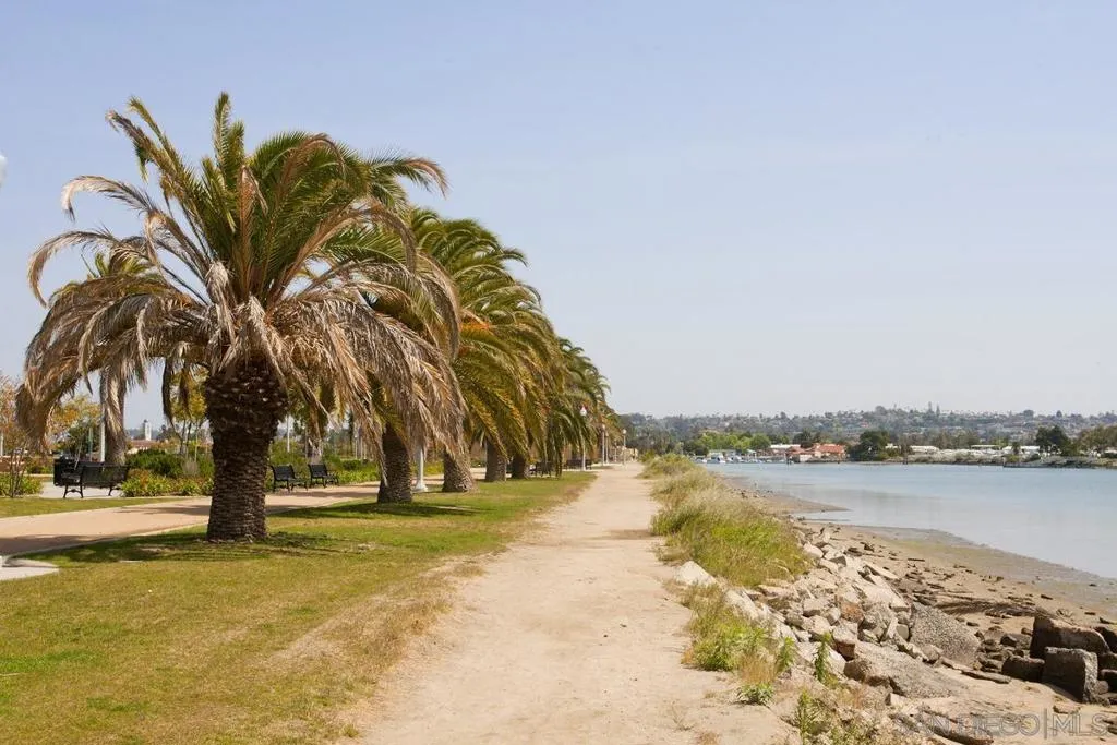 2842 Farragut Road 131, San Diego, California 92106 home-pic-27