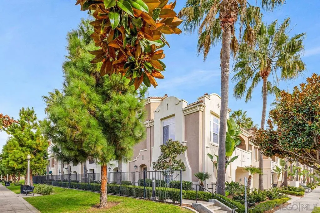 2842 Farragut Road 131, San Diego, California 92106 home-pic-1