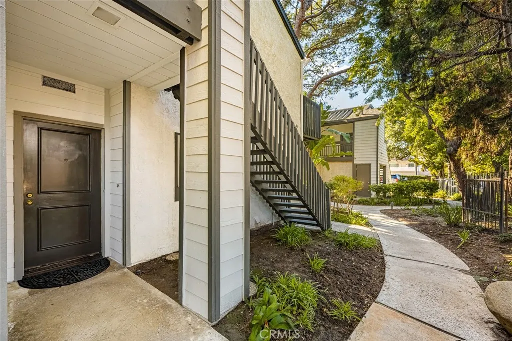 2542 W Macarthur Boulevard 143, Santa Ana, California 92704 home-pic-5