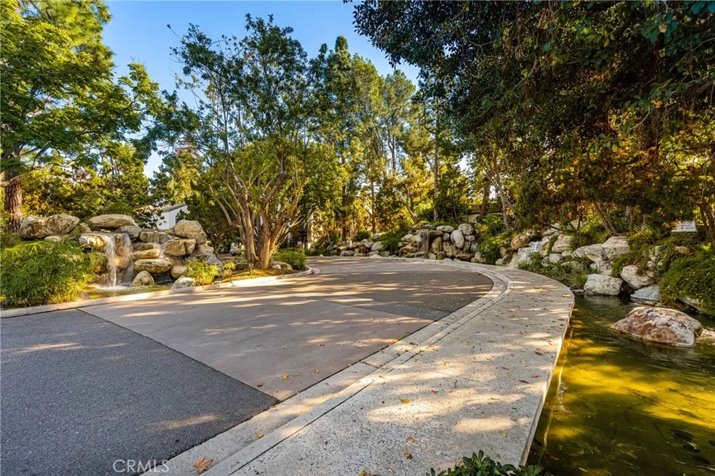 2542 W Macarthur Boulevard 143, Santa Ana, California 92704 home-pic-43