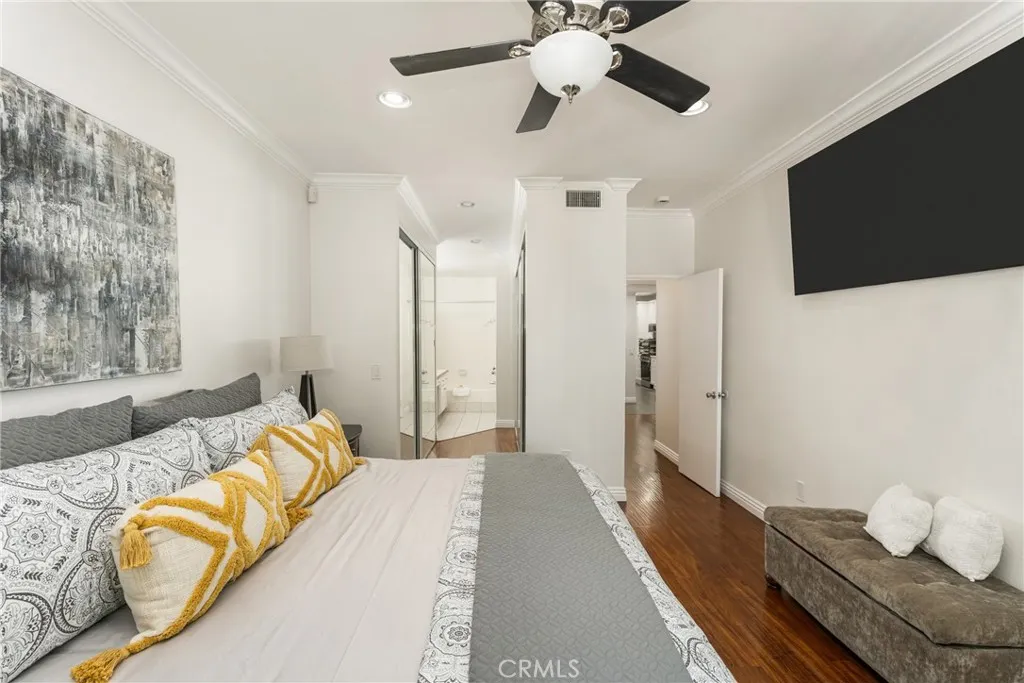 2542 W Macarthur Boulevard 143, Santa Ana, California 92704 home-pic-30