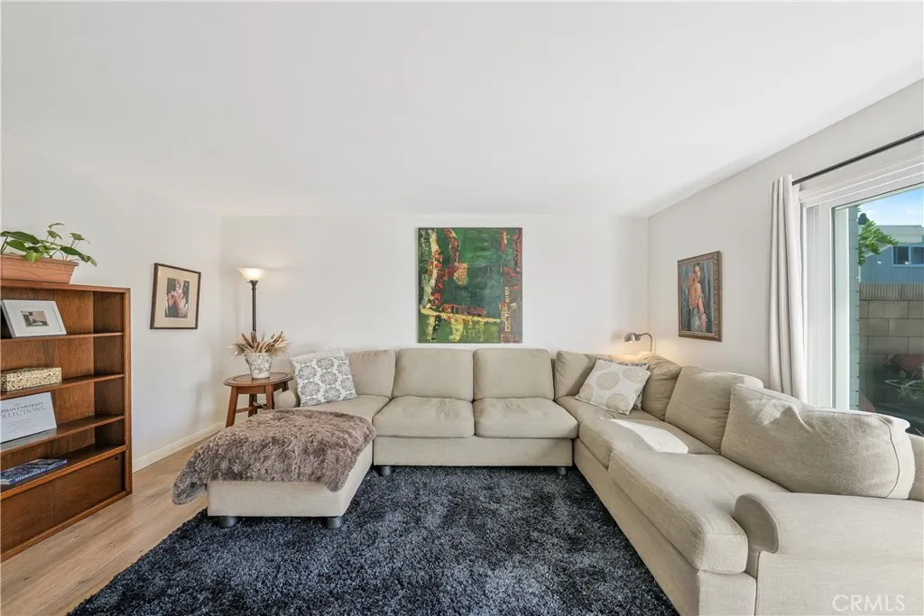 367 Grenible Lane, Costa Mesa, California 92627 home-pic-5