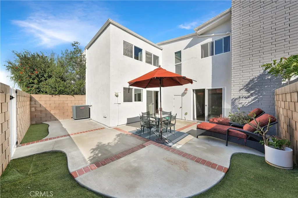 367 Grenible Lane, Costa Mesa, California 92627 home-pic-15