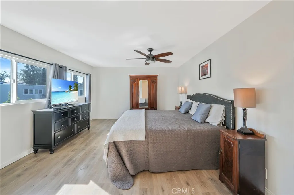 367 Grenible Lane, Costa Mesa, California 92627 home-pic-28