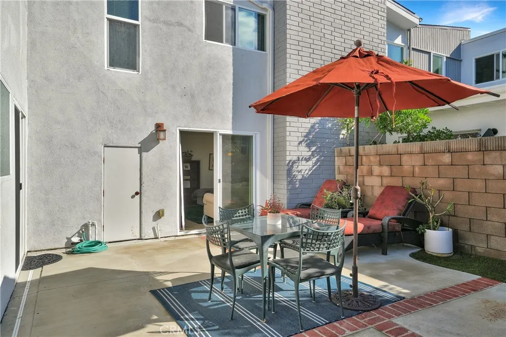 367 Grenible Lane, Costa Mesa, California 92627 home-pic-17