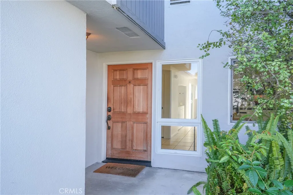 367 Grenible Lane, Costa Mesa, California 92627 home-pic-3