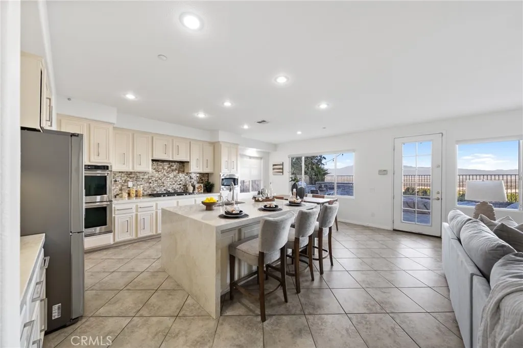 2563 Camino Del Plata, Corona, California 92882 home-pic-16