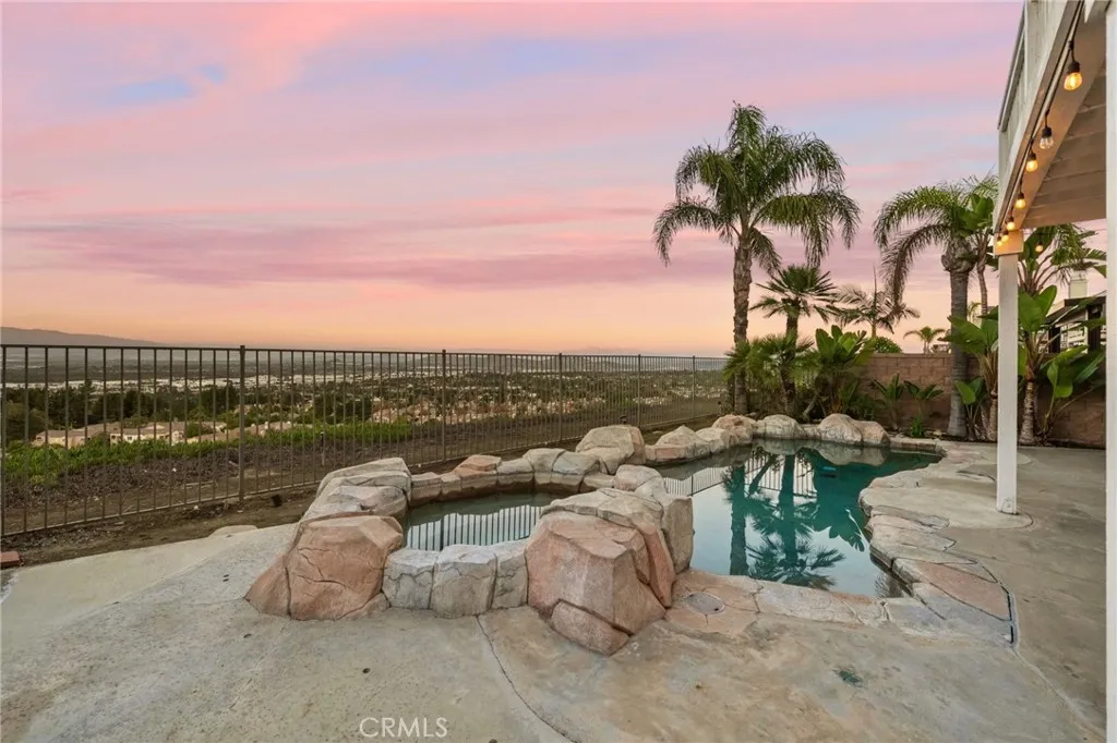 2563 Camino Del Plata, Corona, California 92882 home-pic-31