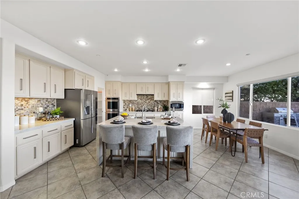 2563 Camino Del Plata, Corona, California 92882 home-pic-17