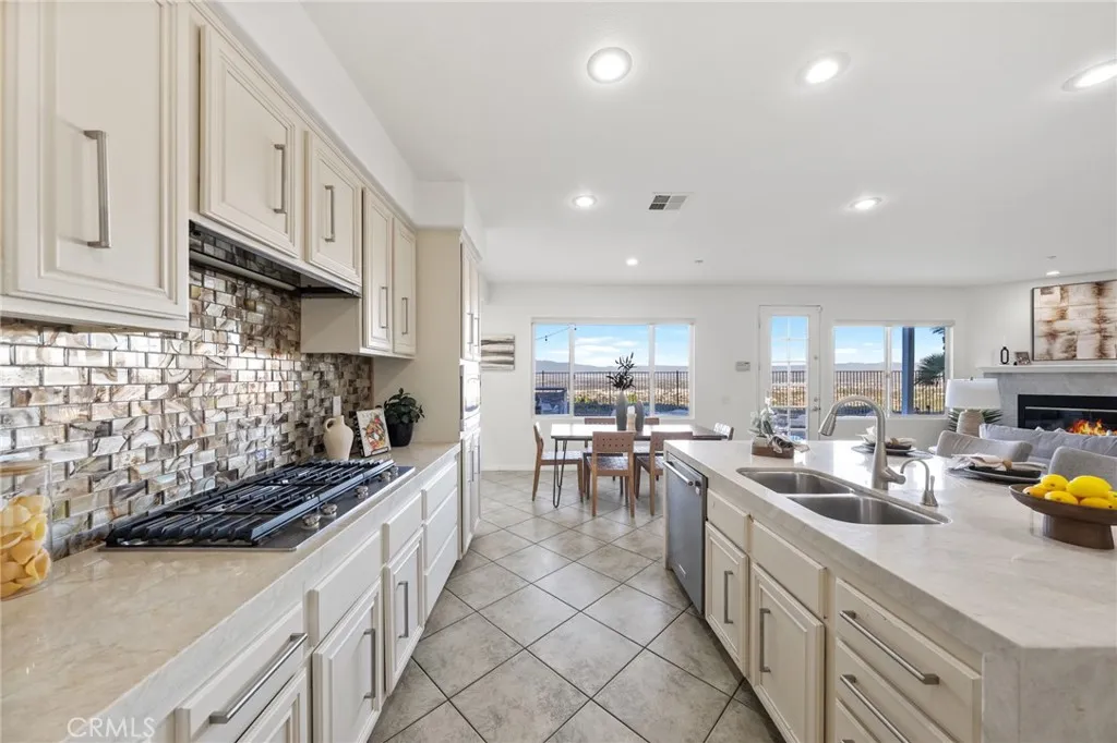 2563 Camino Del Plata, Corona, California 92882 home-pic-20