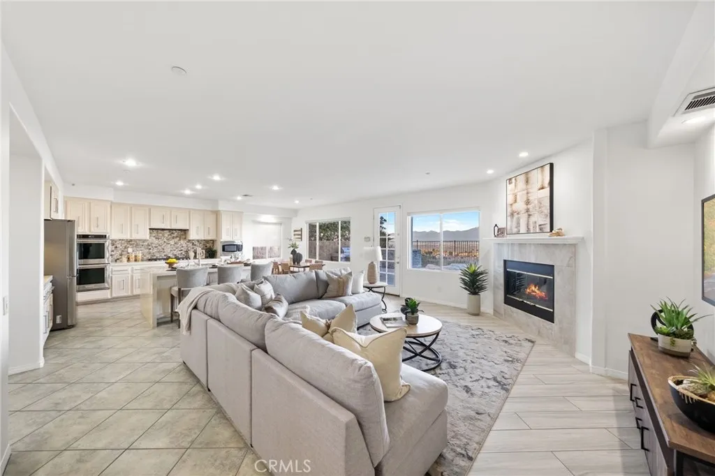 2563 Camino Del Plata, Corona, California 92882 home-pic-12