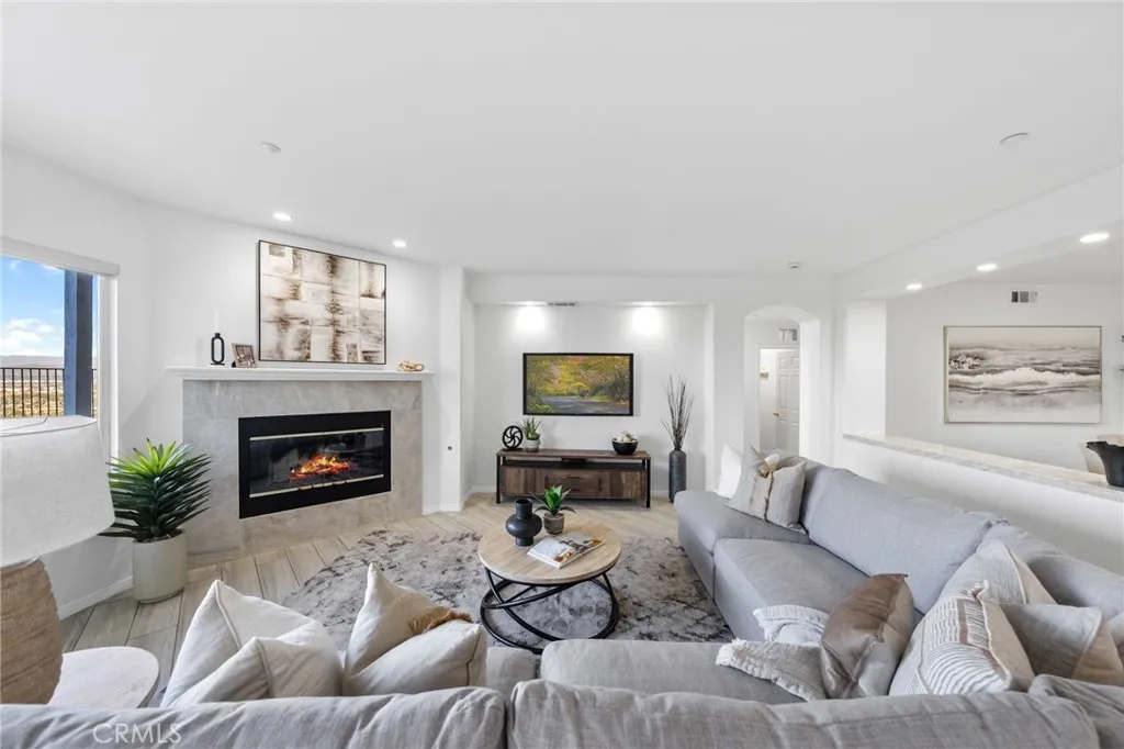 2563 Camino Del Plata, Corona, California 92882 home-pic-14