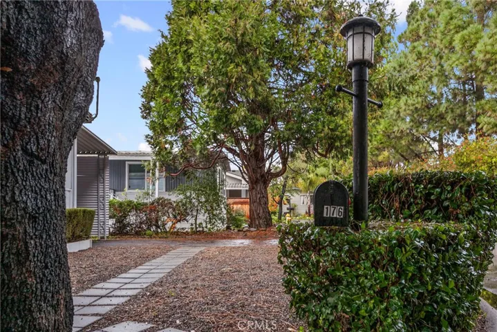 Street view, great corner lot