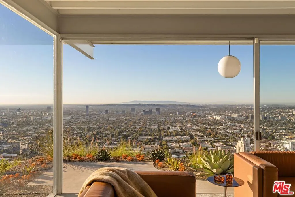 , Los Angeles, California 90069 home-pic-15