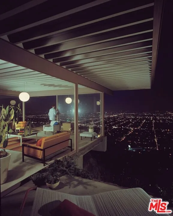 , Los Angeles, California 90069 home-pic-1