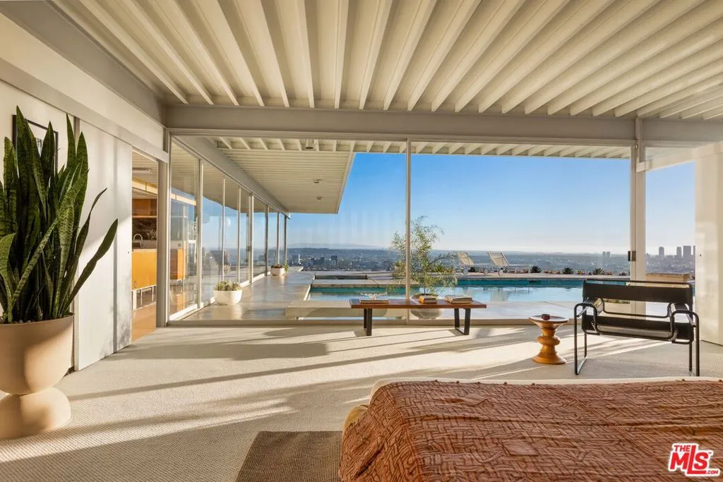 , Los Angeles, California 90069 home-pic-16