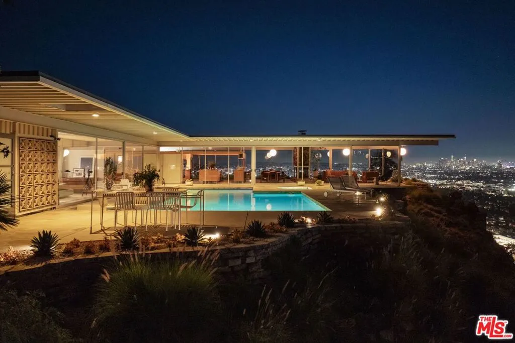 , Los Angeles, California 90069 home-pic-4