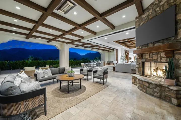 38-web-or-mls-BA_CanyonView_1125_OPMG_03