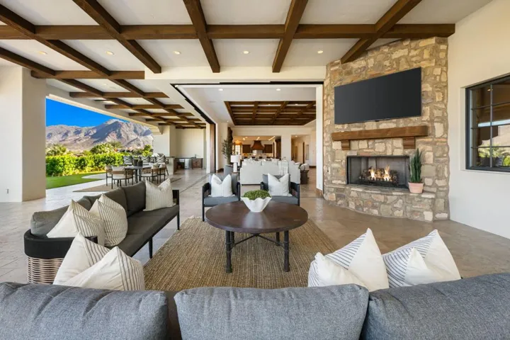 80-web-or-mls-BA_CanyonView_1125_OPMG_08