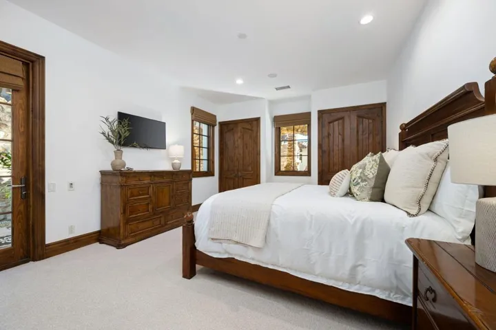 137-web-or-mls-BA_CanyonView_1125_OPMG_1
