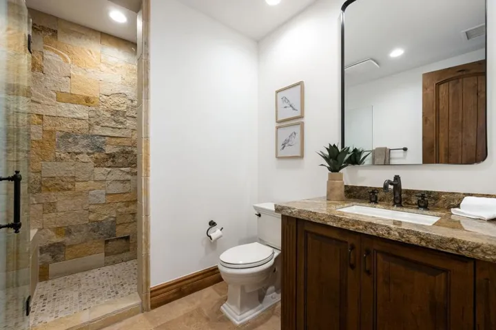 126-web-or-mls-BA_CanyonView_1125_OPMG_1