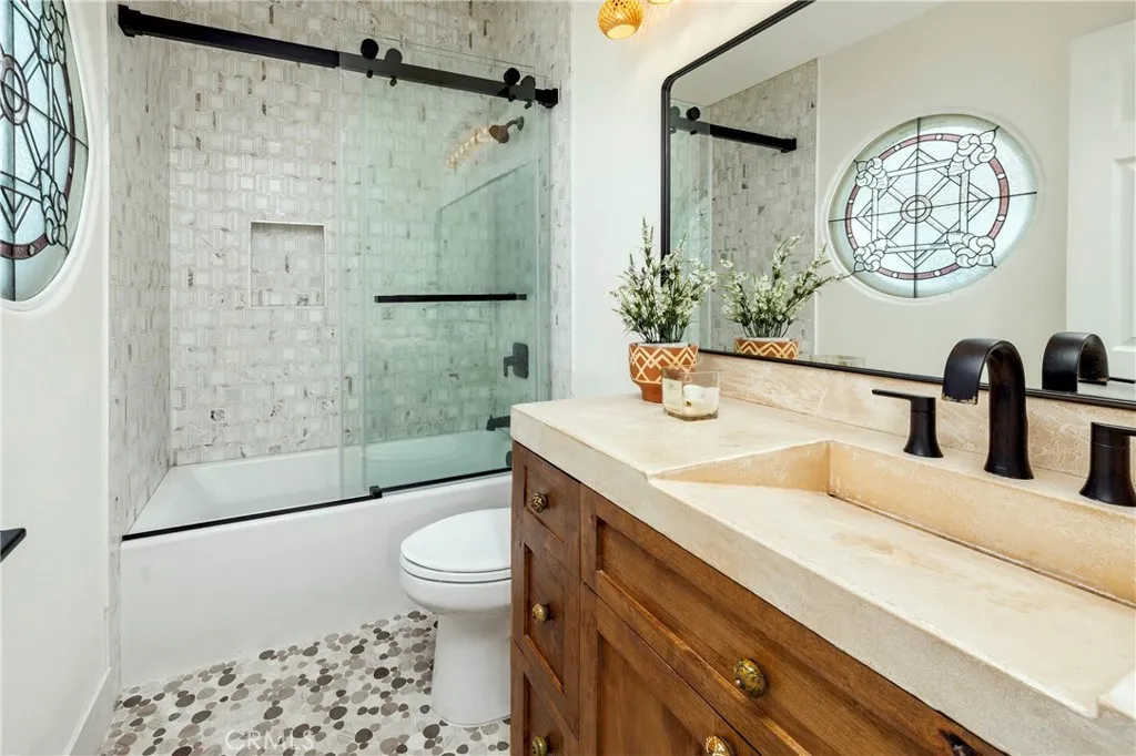 7401 Seabluff, Huntington Beach, California 92648 home-pic-19